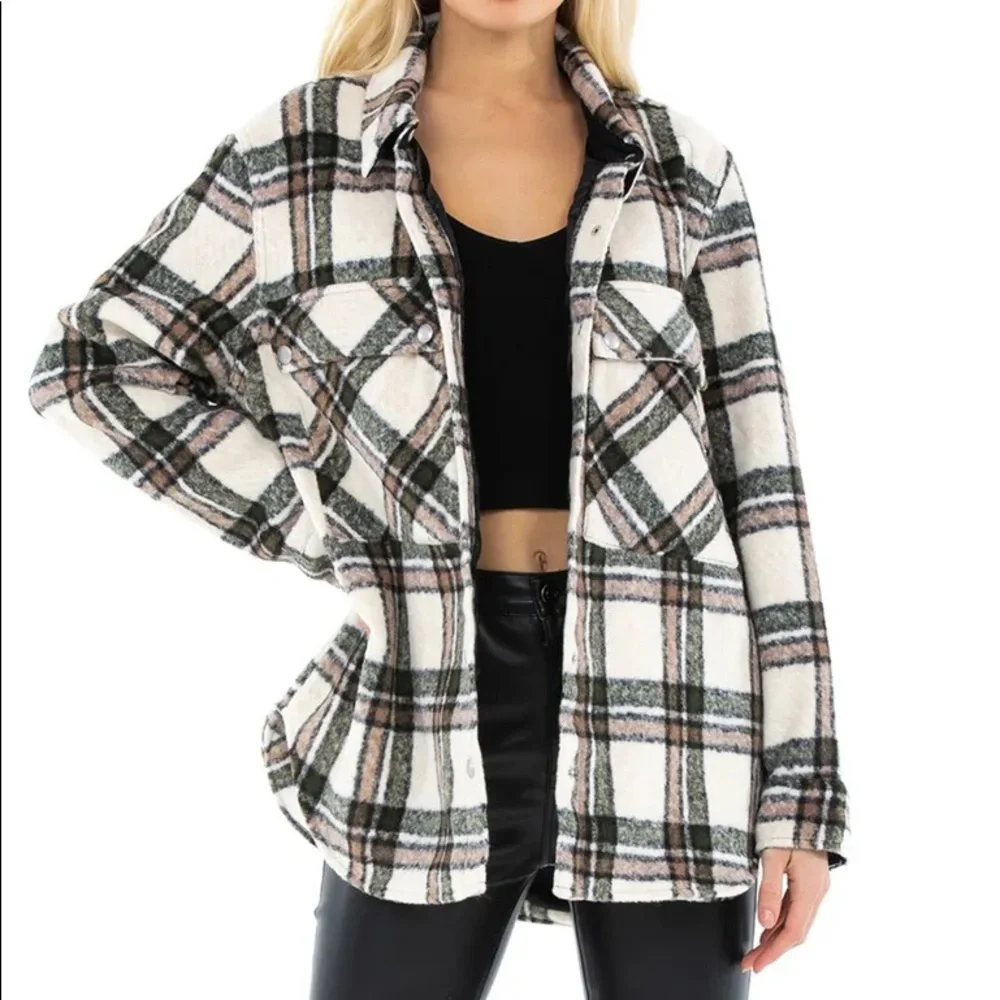 BLANKNYC Flannel Shacket - Size XS - Picture 1 of 4
